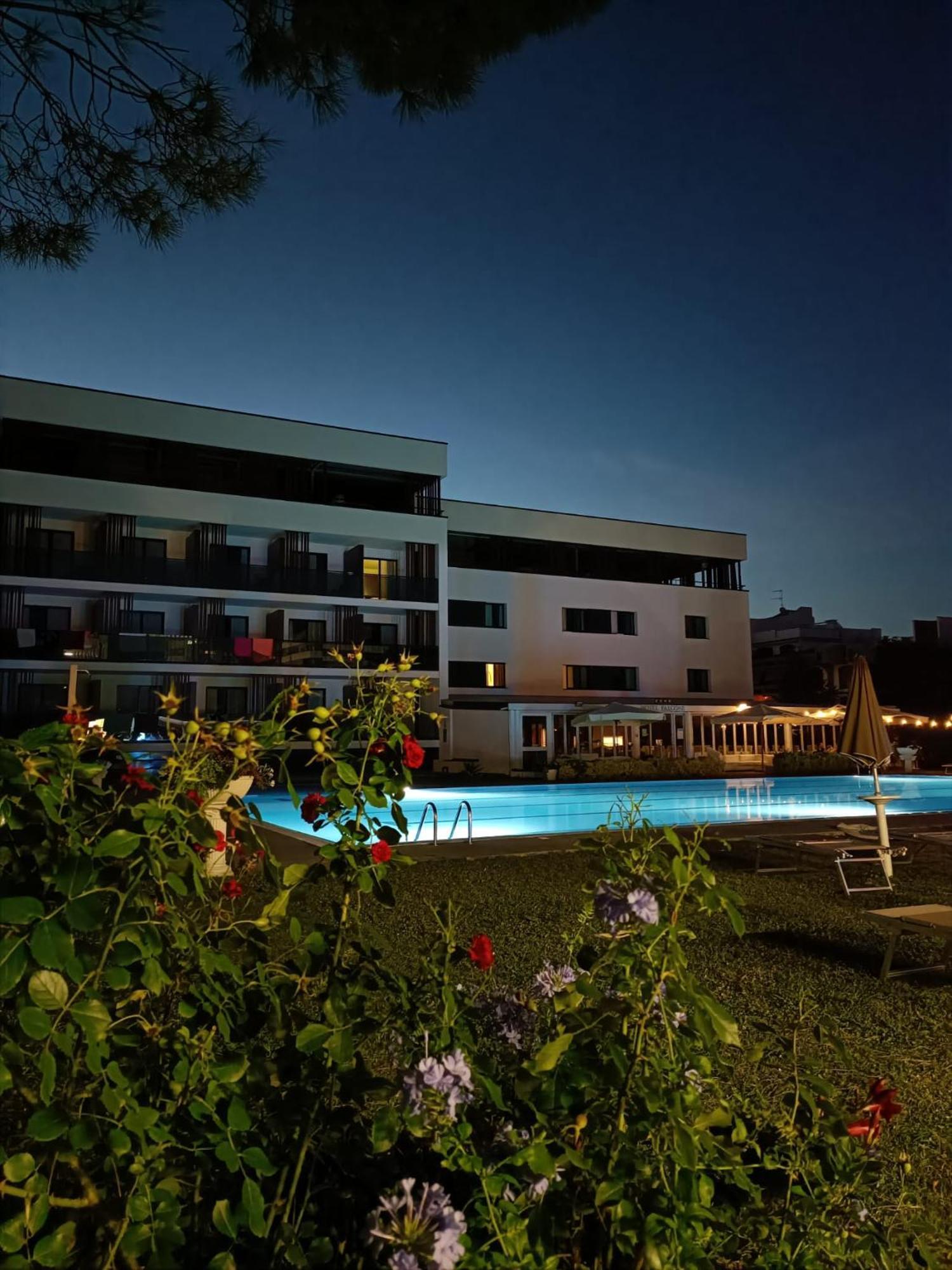 Hotel Falcone Lignano Sabbiadoro Exteriér fotografie