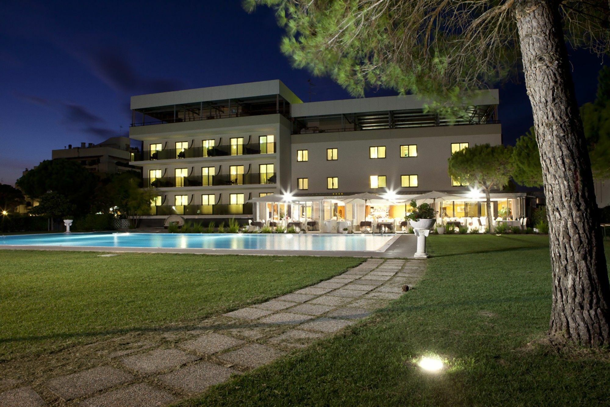 Hotel Falcone Lignano Sabbiadoro Exteriér fotografie